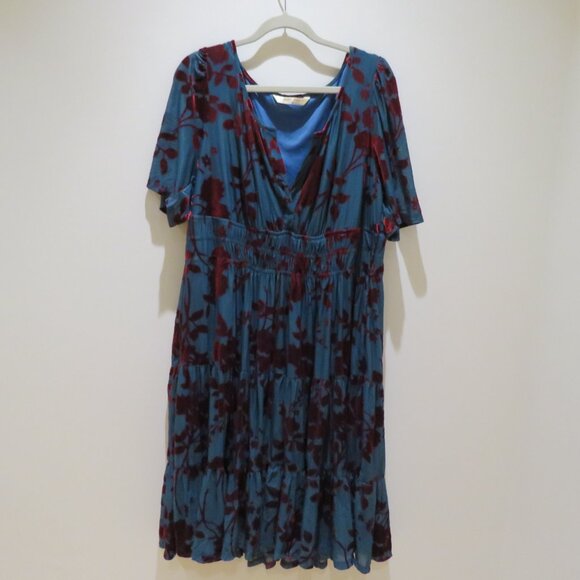 ESHAKTI WAYWARD FANCIES Floral Velvet Burnout Smocked Waist Tiered Dress Evening - Picture 2 of 16